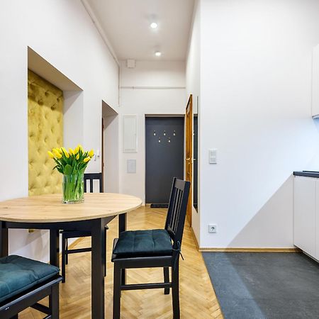 Tyzenhauz Apartments Old Town Красков Екстериор снимка