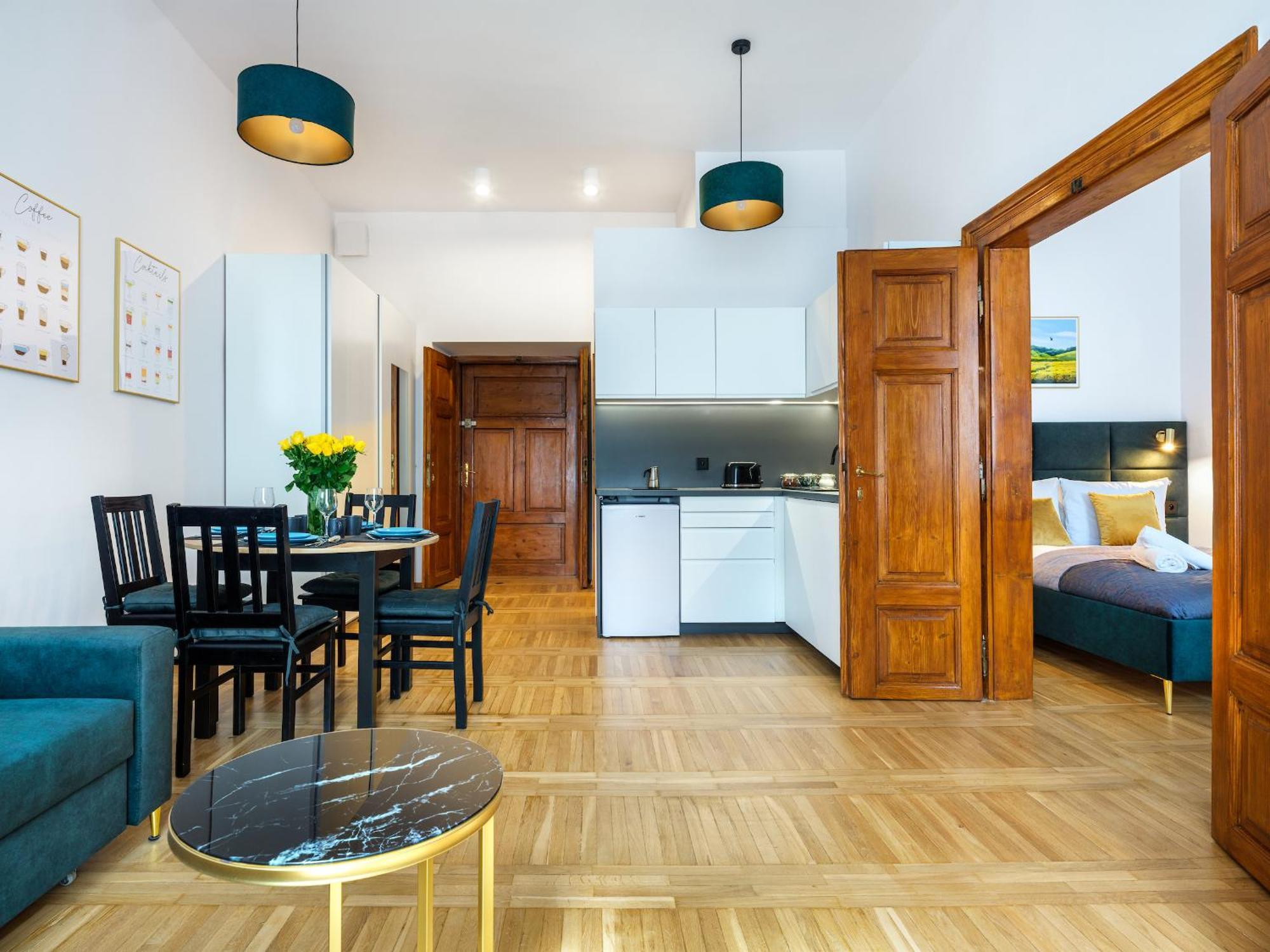Tyzenhauz Apartments Old Town Красков Екстериор снимка