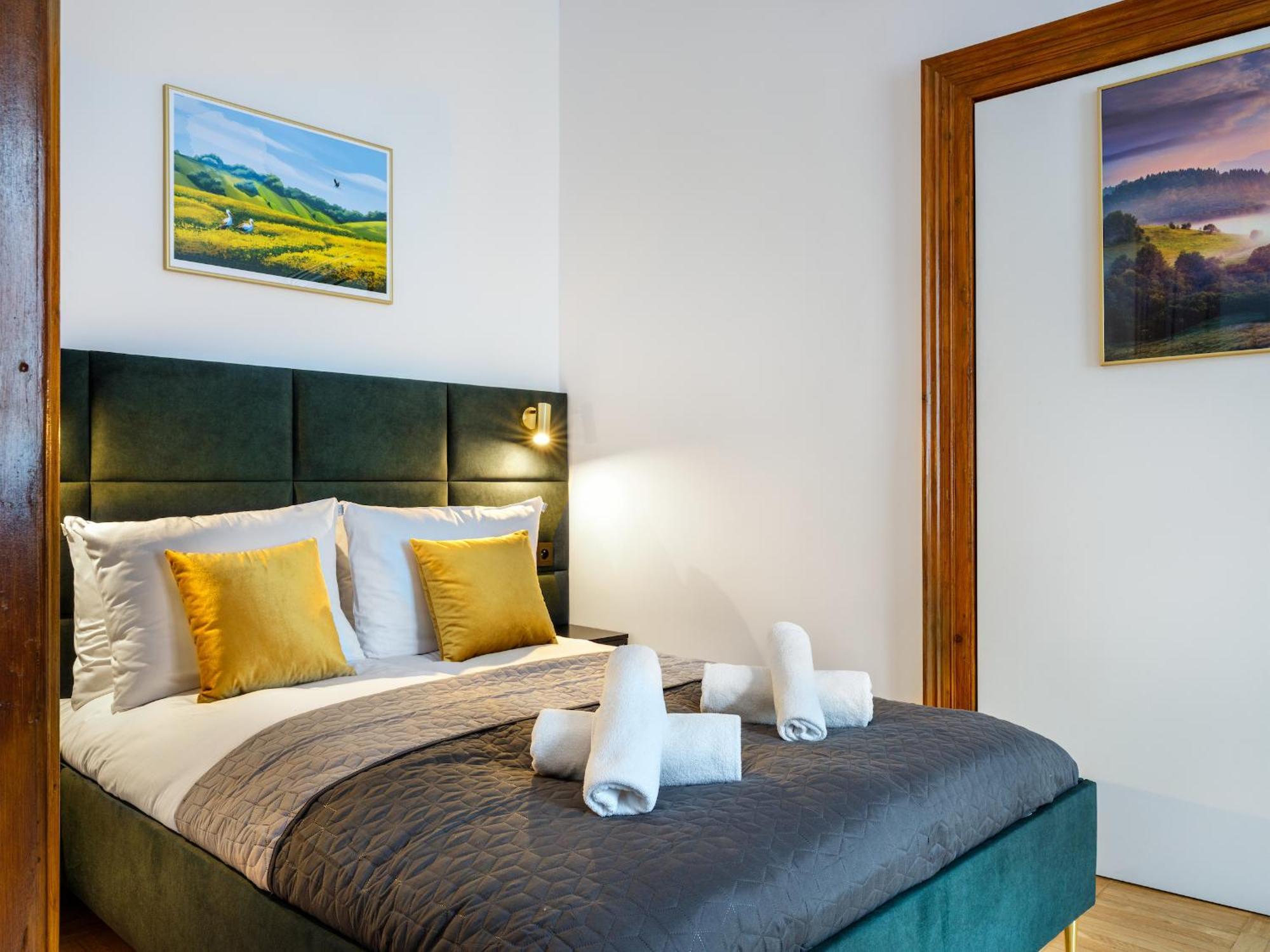 Tyzenhauz Apartments Old Town Красков Екстериор снимка