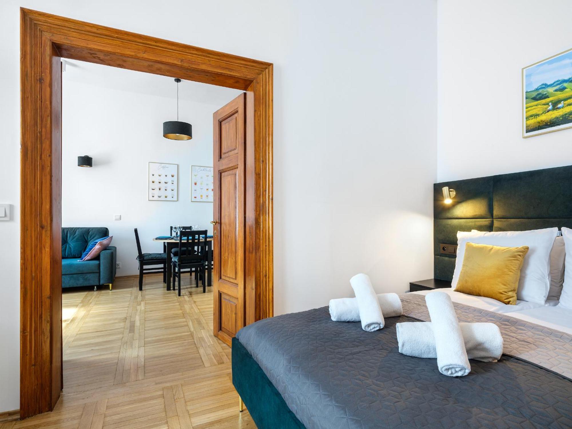 Tyzenhauz Apartments Old Town Красков Стая снимка
